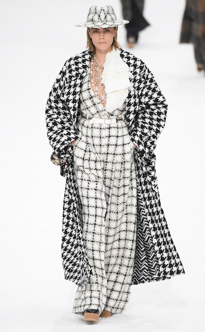 Cara Delevingne, Chanel, Paris Fashion Week 2019